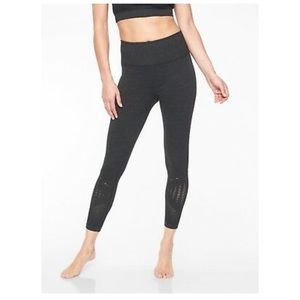 Athleta Halasana Seamless 7/8 Tight